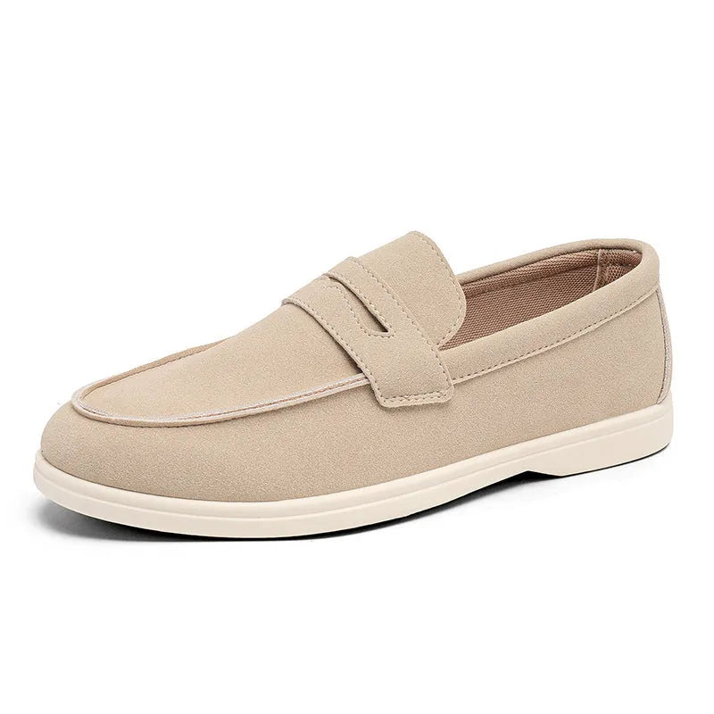 Men's suede leather casual shoes in British style with round toe and vulcanised rubber sole