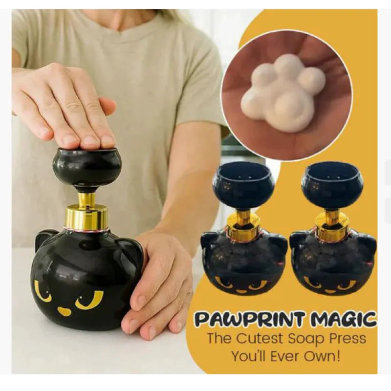 Black plastic cartoon cat-shaped soap dispenser measuring 10x18cm with manual pump