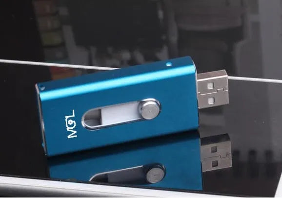 USB flash drive for iPhone in black with Lightning and USB connectors, compact portable design