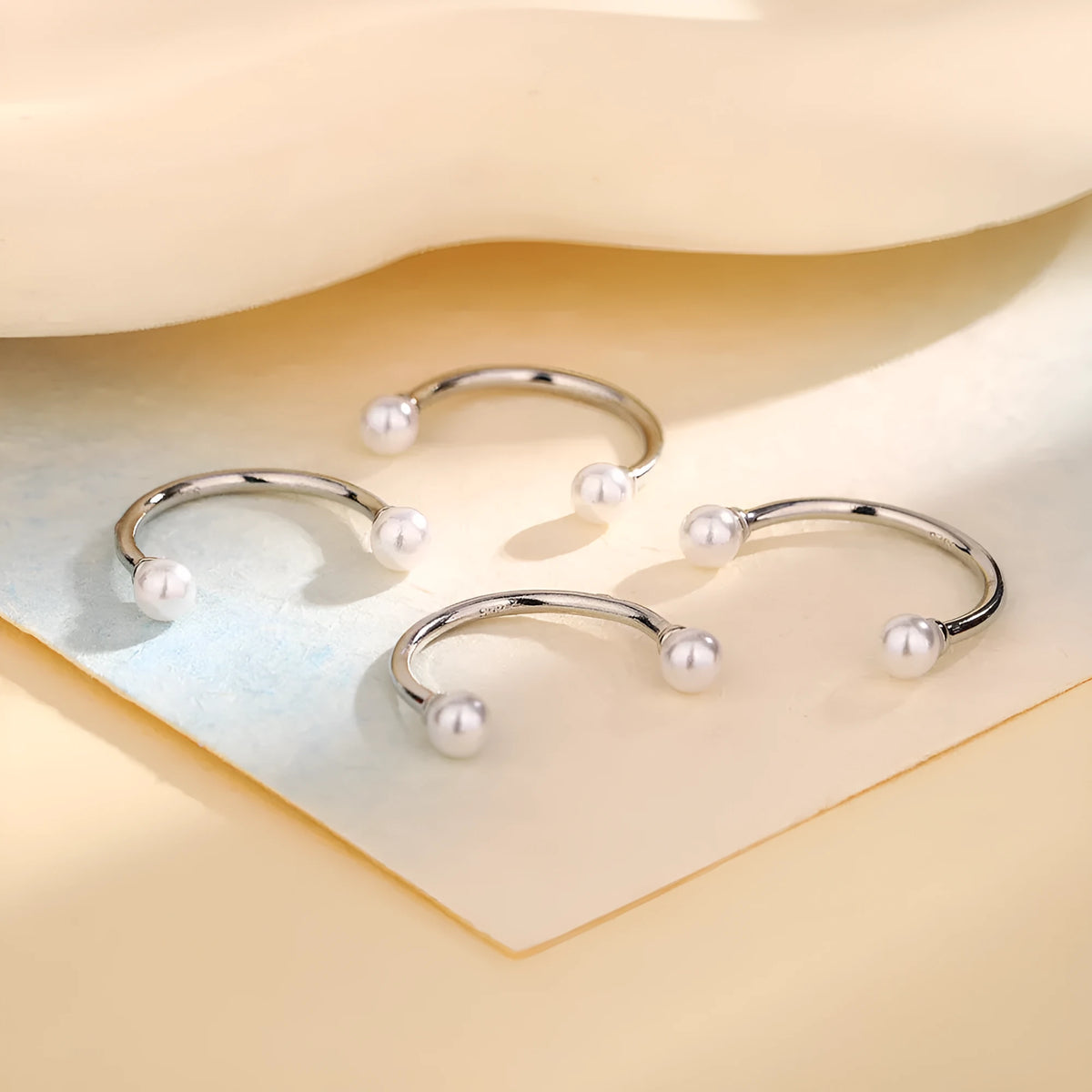 Women's adjustable U-shaped knuckle ring copper pearl inlaid white gold colour smile line pattern