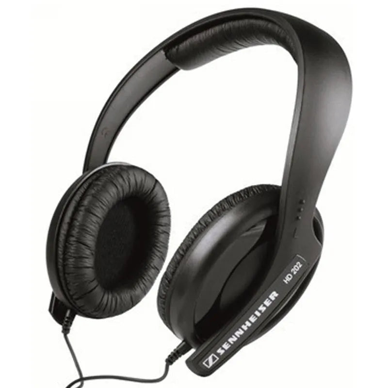 Black wired head-mounted monitor headphones with 40mm driver and 2.5m cable on a desk