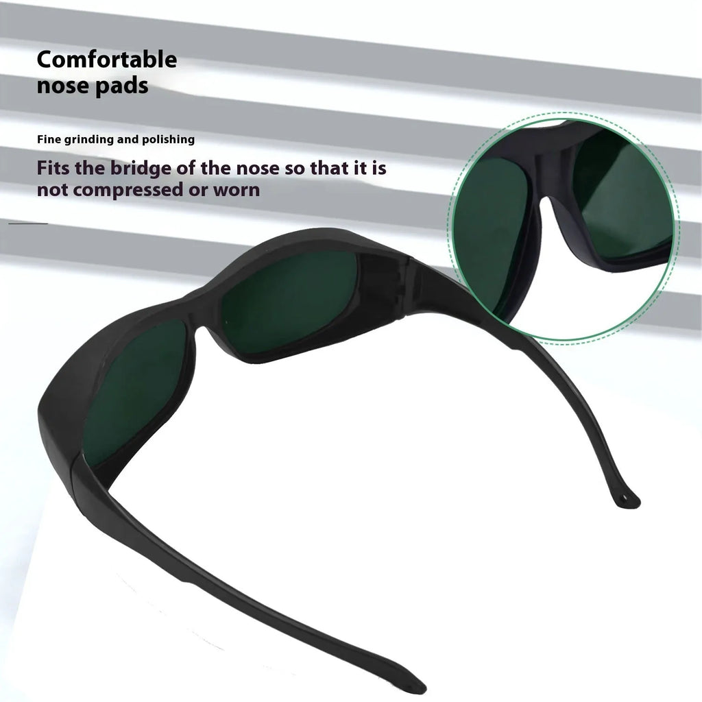 Laser protection goggles with PC lenses for 200-2000nm wavelength protection