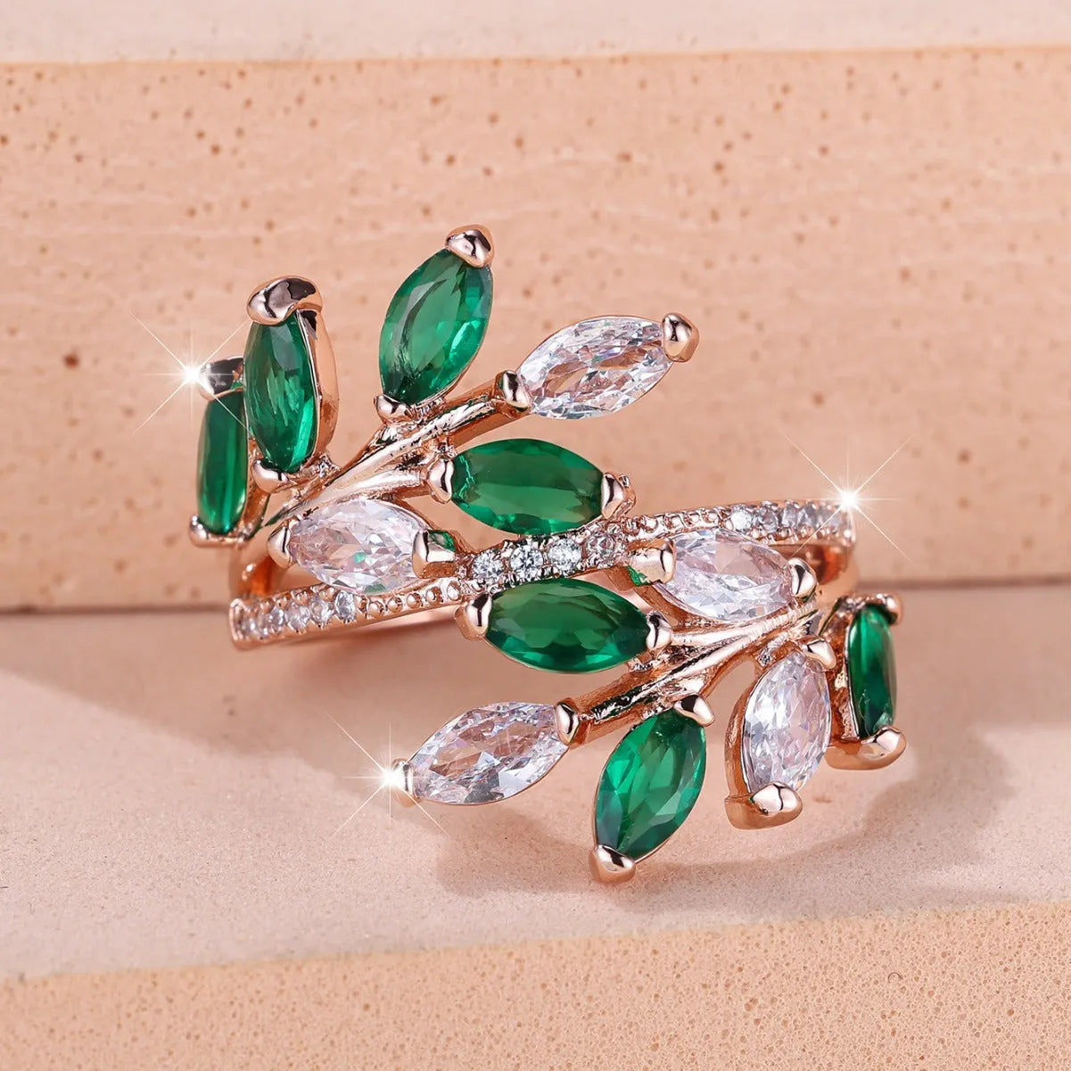 Adjustable horse eye zircon leaf fashion ring in rose gold and platinum plating options