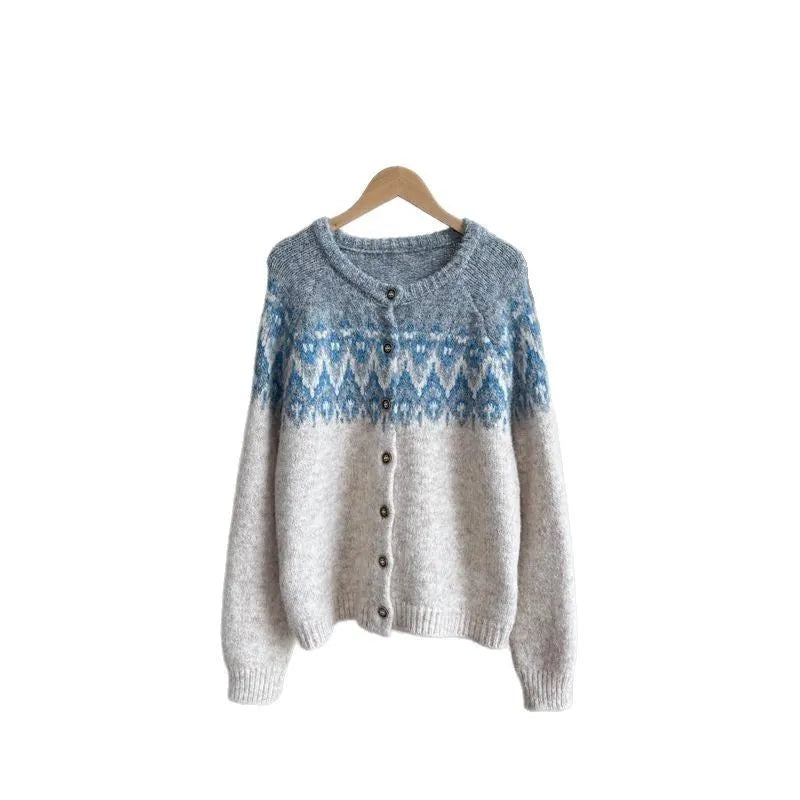 Women's loose fit polyester jacquard sweater coat in milky white