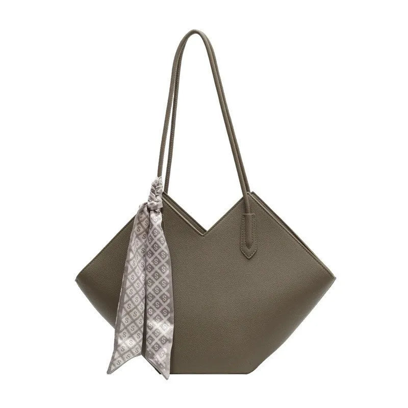 Women's large capacity PU shoulder bag in horizontal square shape with sandwich pocket