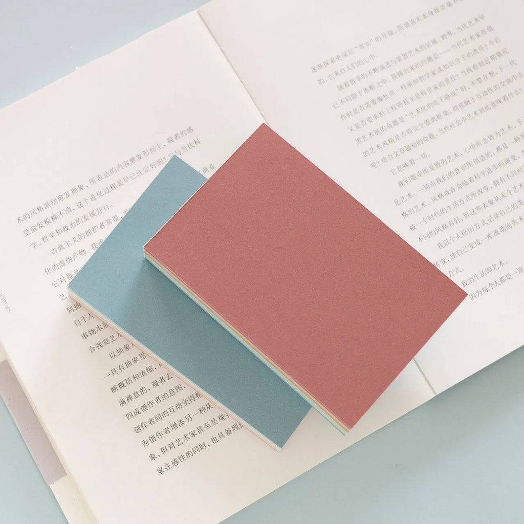 Large red self-adhesive Post-it Notes showing 12cm x 8cm measurement and six-colour assortment