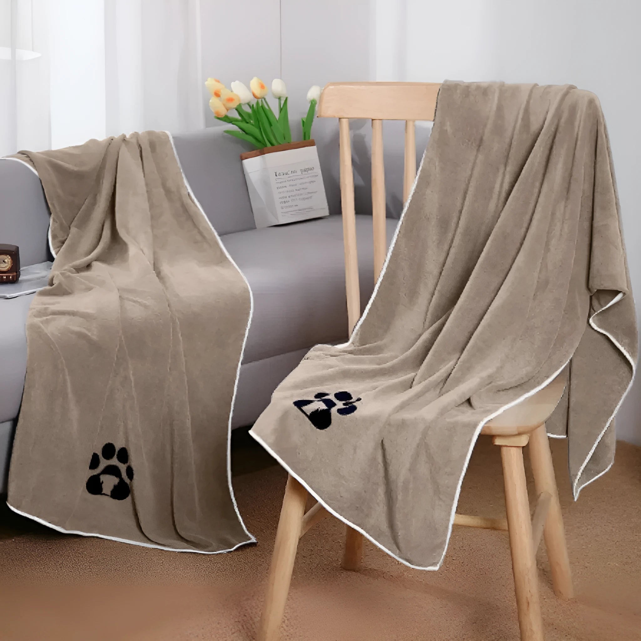 Brown ultra-fine fiber pet towel for dogs, water absorbing and quick drying, size 35x75cm