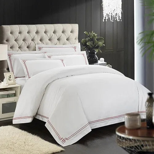 Four-piece 100% pure cotton bedding set with plain pattern, 60-thread-count twill weave, reactive dyeing, in 200x230cm size