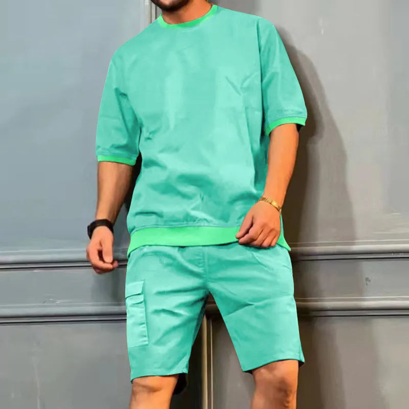 Men's summer sports suit with round neck short sleeve top and multi-pocket shorts in grey green