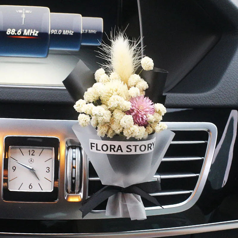 Mini dried flower bouquet for car vent attachment in multiple colour and style options