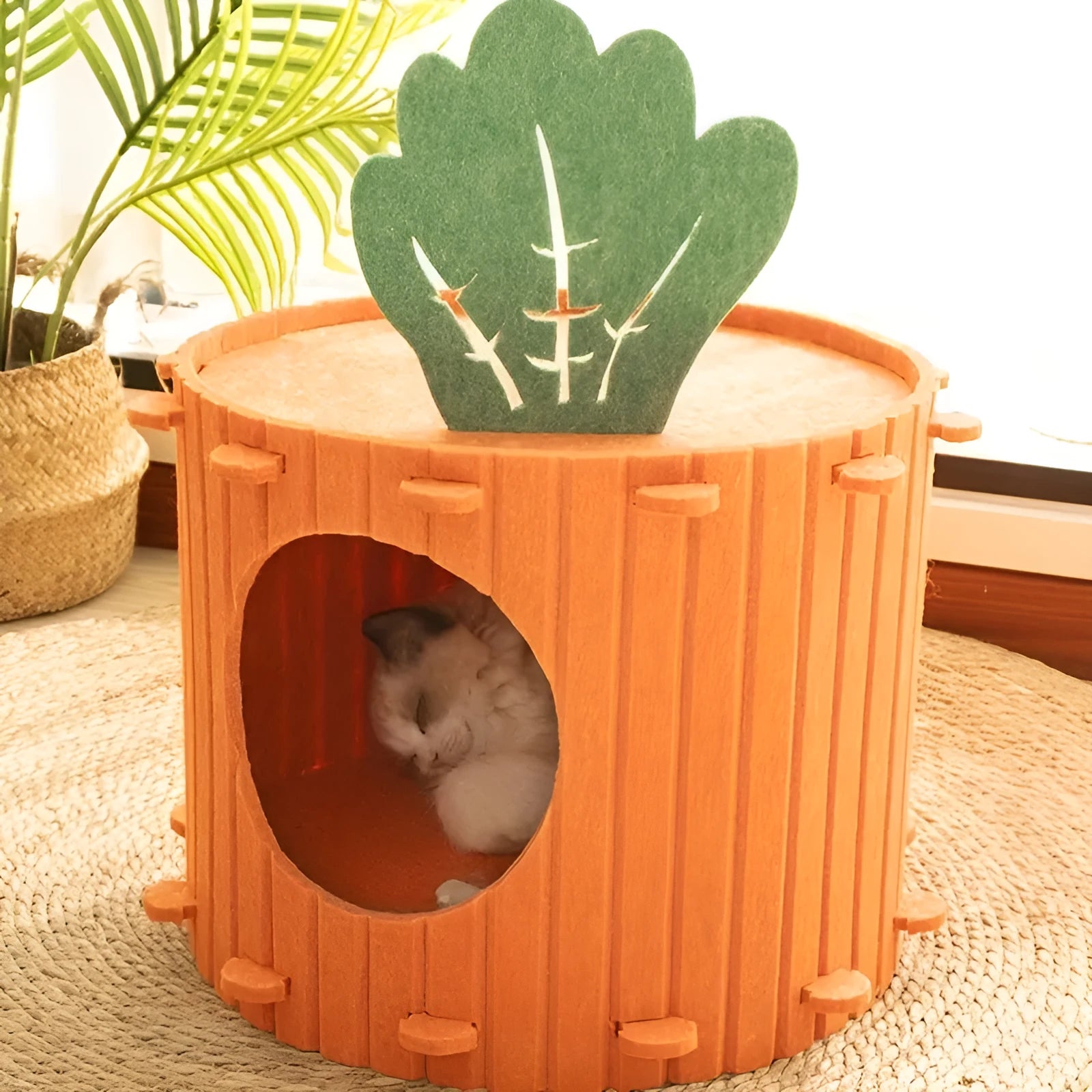 Carrot-shaped felt cat nest tunnel with semi-enclosed drilled design for feline privacy and comfort