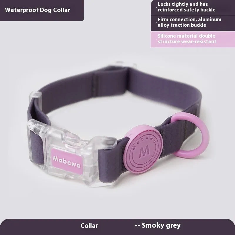 Smoky grey nylon dog collar and lead set shown with a 2.1 metre length lead.