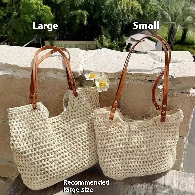 Woven beige shoulder bag in cotton and linen with magnetic snap closure showing textured fabric detail