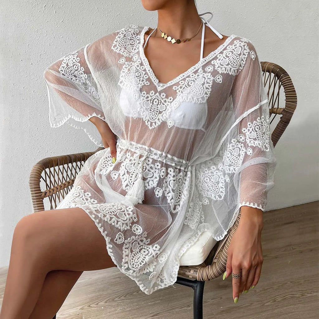 White beach blouse with textured fabric for women's swimwear sun protection