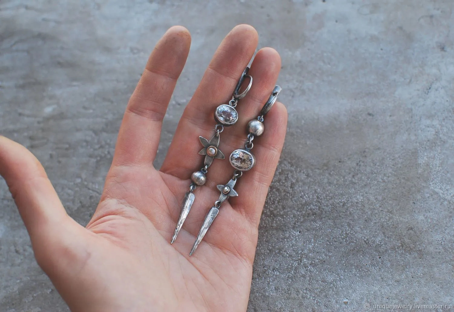 Hesheng geometric pendant earrings in antique silver with XINGX rhinestone design