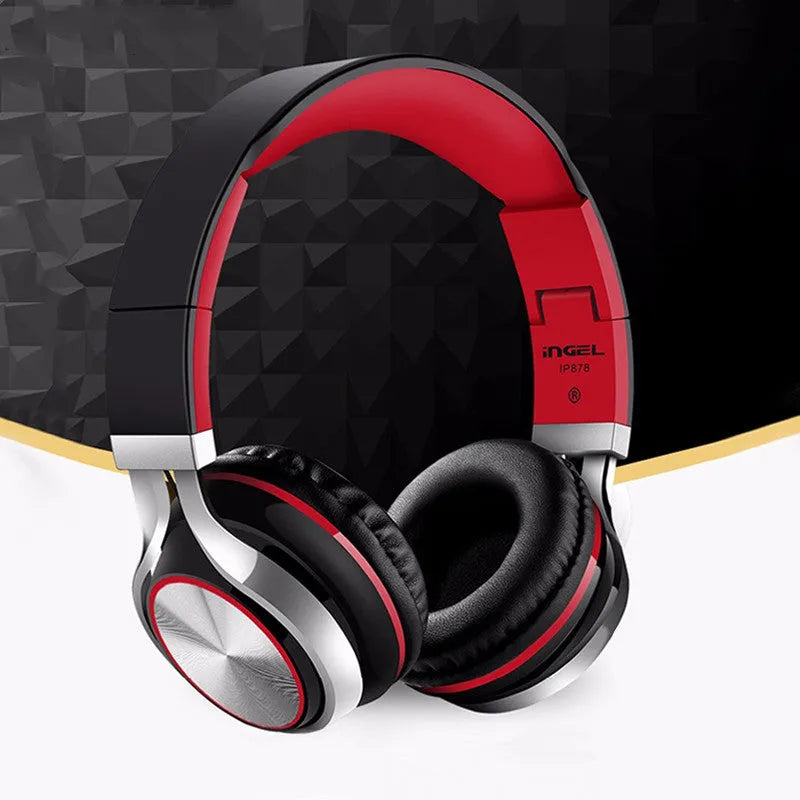 Folding black Bluetooth headset with 40mm drivers and a 3.5mm audio cable
