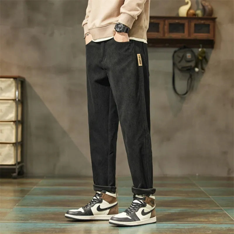 Corduroy men's casual trousers with straight leg and tapered street fashion styling