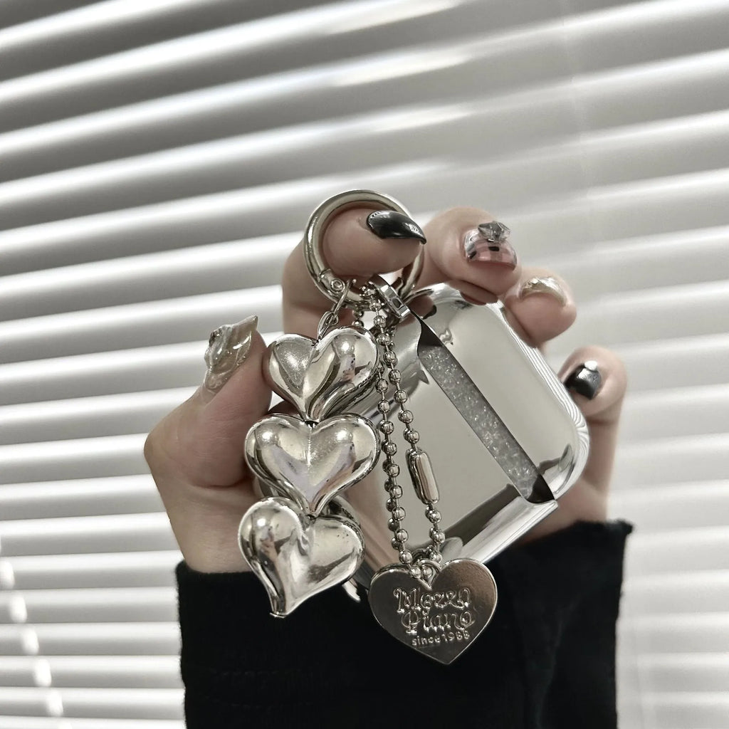 Electroplated solid colour TPU case for AirPods with attached heart pendant and bracelet chain