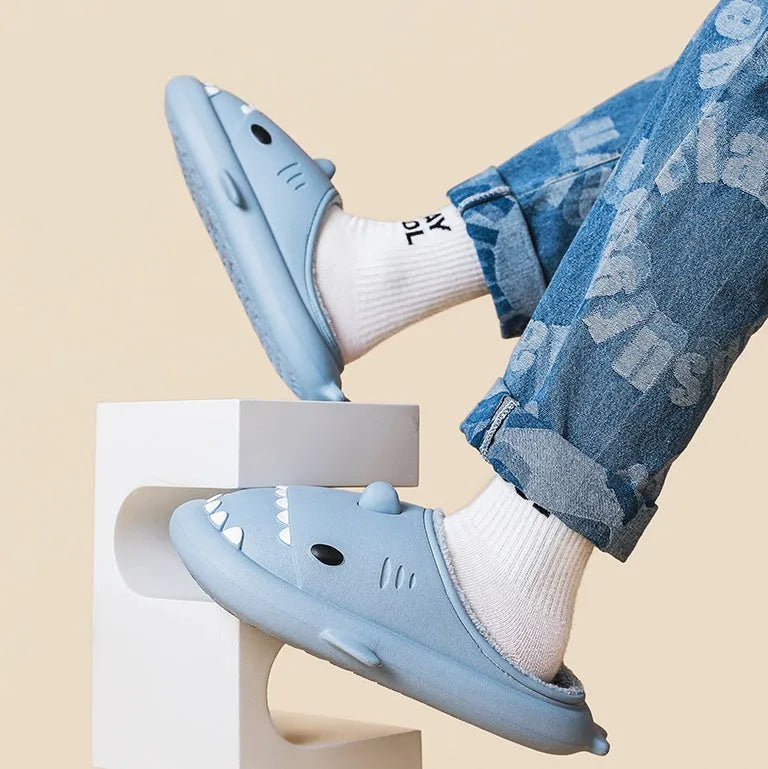 Cartoon shark EVA slippers in yellow couple colour with Baotou closed-toe style and thickened sole