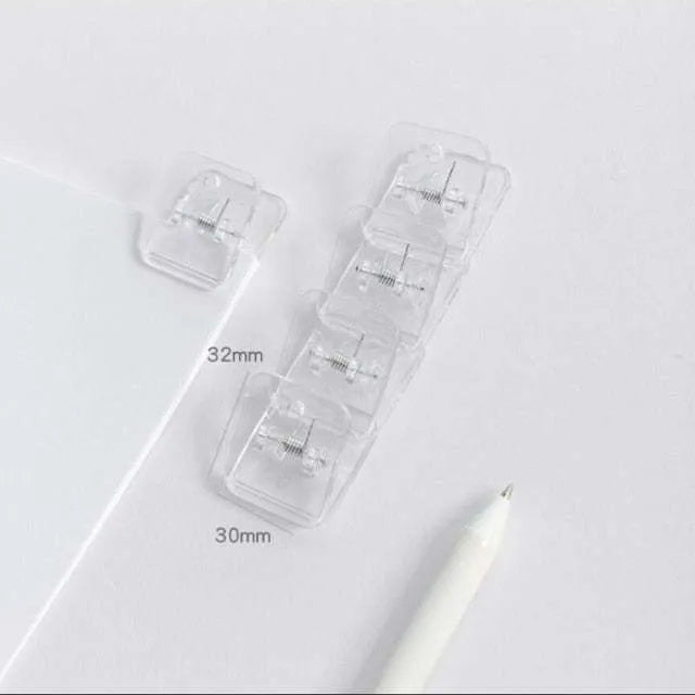 Square plastic photo note holder in white, black, or transparent measuring 3.2cm x 3cm