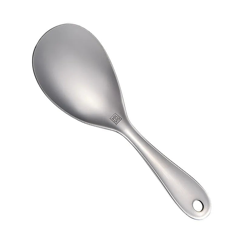 304 stainless steel meal spoon with thick handle and simple solid colour finish