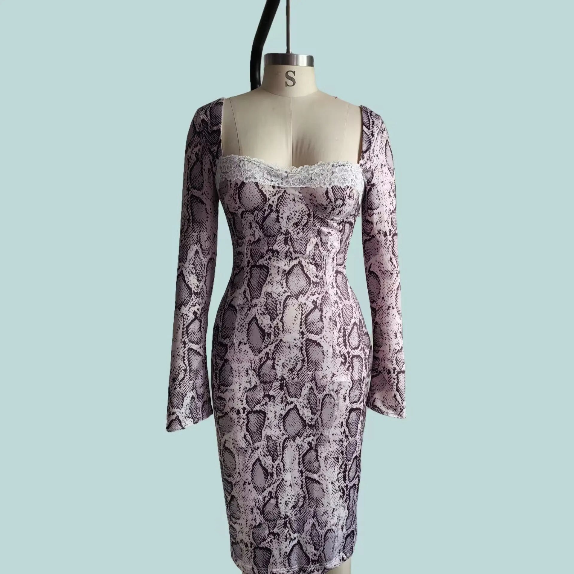 Grey digital printed women's dress with 3D effect pattern, slim fit design, A-line skirt and long sleeves