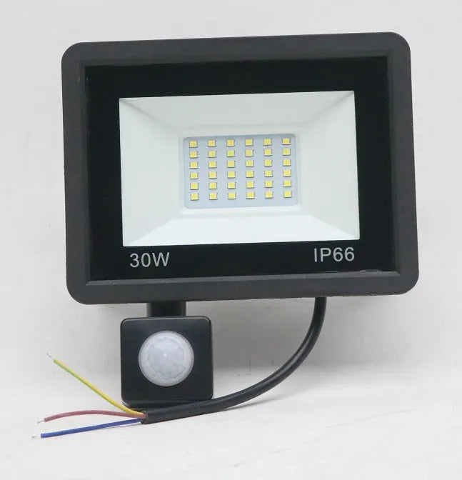 Black LED flood light with high-strength aluminium housing and glass cover, IP65 outdoor rated