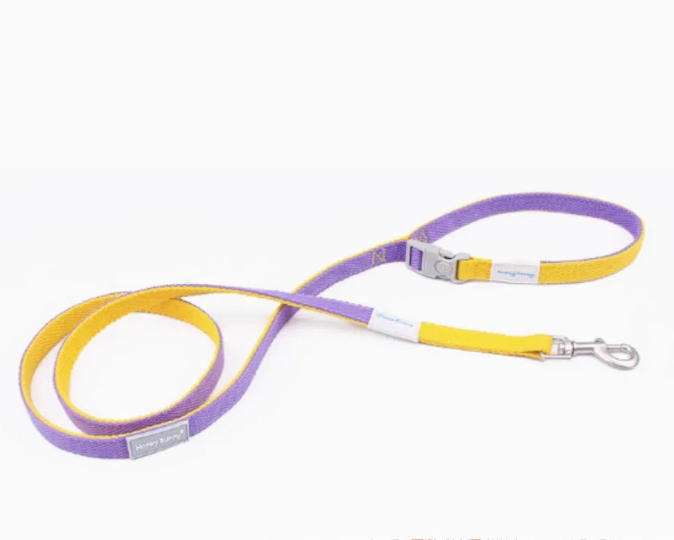 Contrast colour vest-style pet chest-back traction dog leash with lock release buckle in blue yellow
