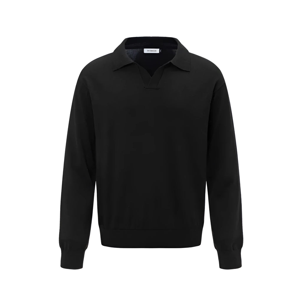 Loose acrylic fiber bottoming shirt in black, pullover style, front view