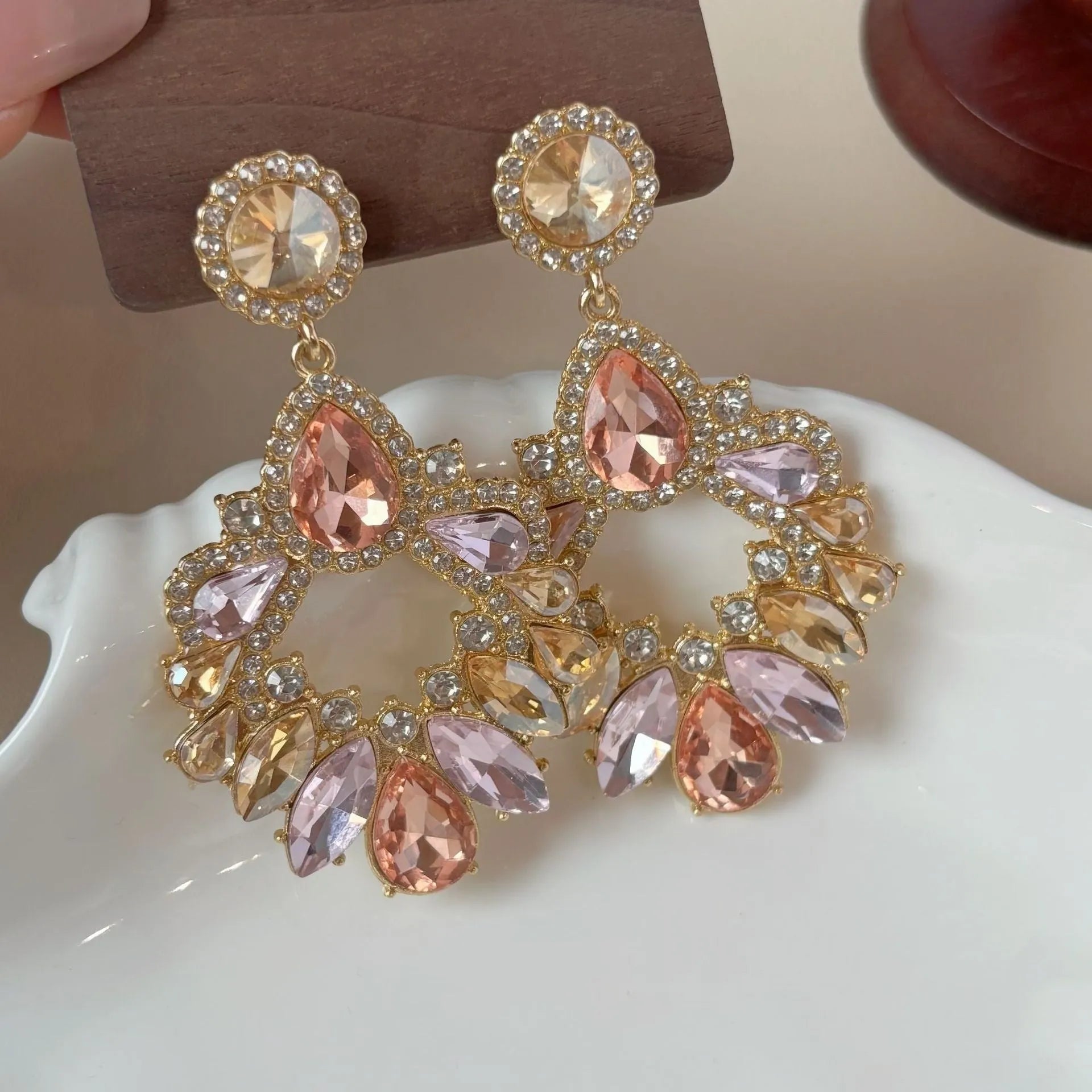 Geometric rhinestone earrings for women retro style dot mixed material alloy earrings