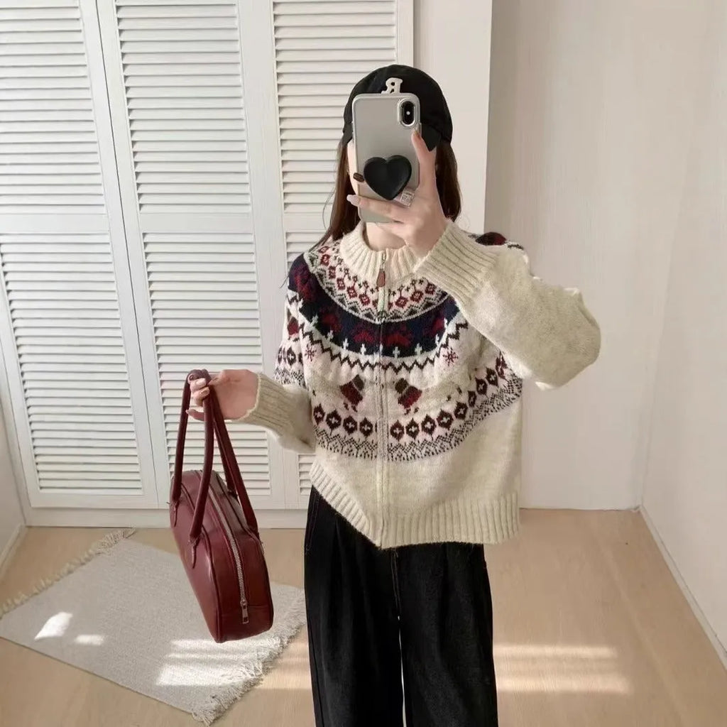 Ethnic style heavy industry jacquard round neck pullover sweater in apricot, loose fit, long sleeves, polyester fabric
