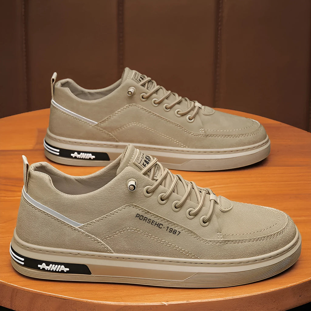 Men's round-toe casual shoes in khaki with a non-slip rubber sole and artificial PU upper.