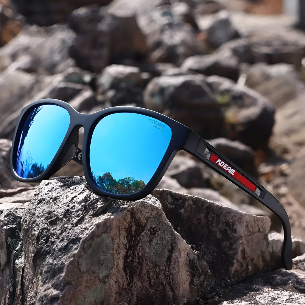 Retro sunglasses with TAC lenses and metal hinge in one of five colour options.