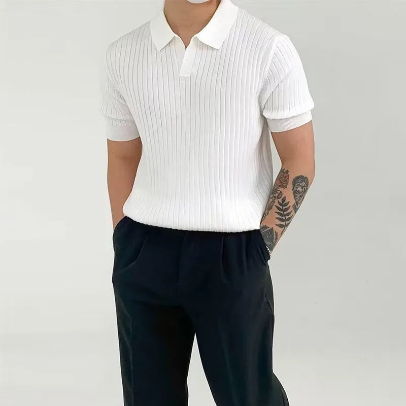 Men's solid colour cotton blend polo shirt with half sleeves in loose fit
