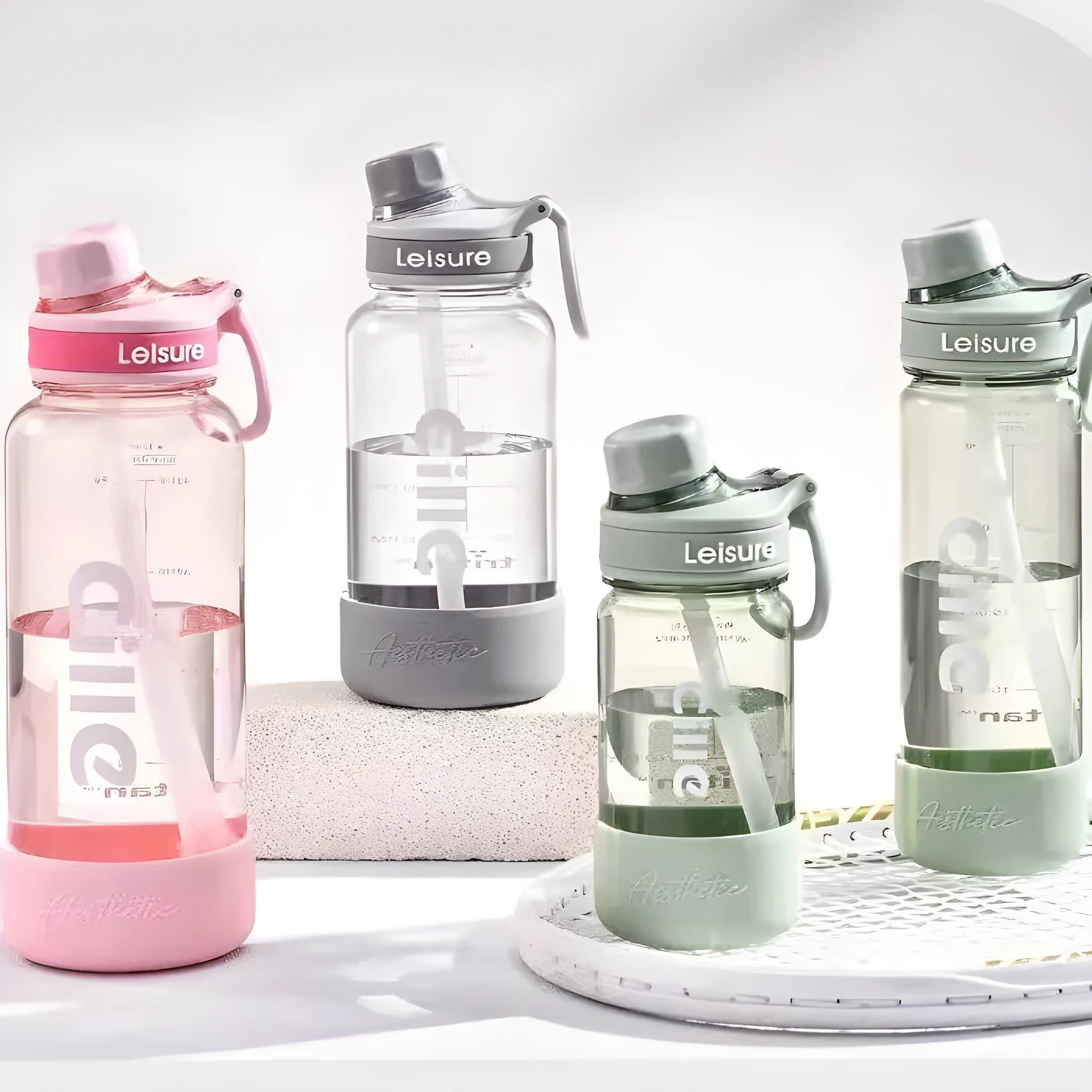 Reusable heat-resistant plastic cup with leak-proof lid in grey, green, and pink colour options