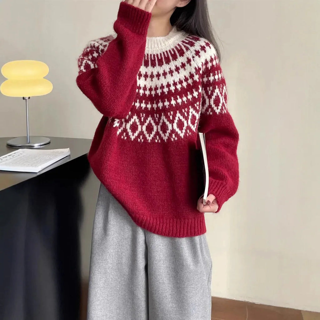 New round neck loose slimming Christmas style knitwear top in brown, red, and black with geometric pattern