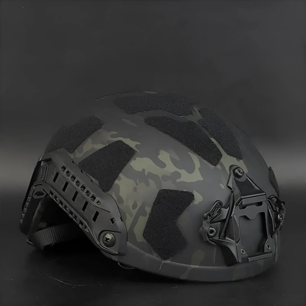 Tactical full protection thickened impact helmet in engineering plastic, 27x22.5x16 cm, available in multiple colours