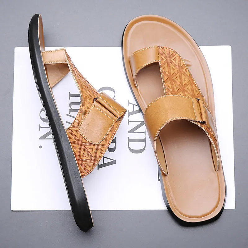 Men's casual leather beach slippers in light brown with an open toe and rubber sole