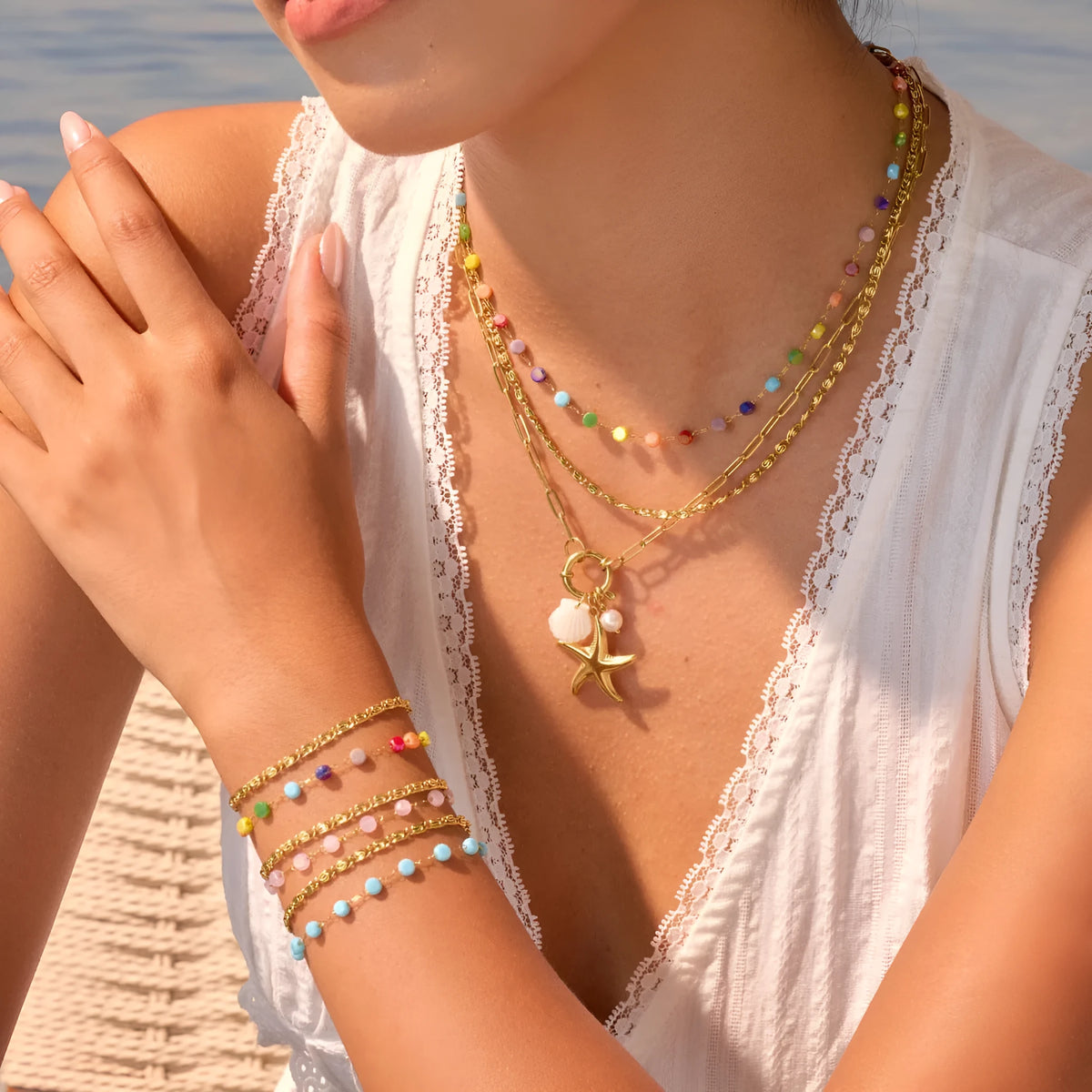 Colorful beaded stainless steel gold-plated double-layer clavicle chain necklace for women with geometric pendant