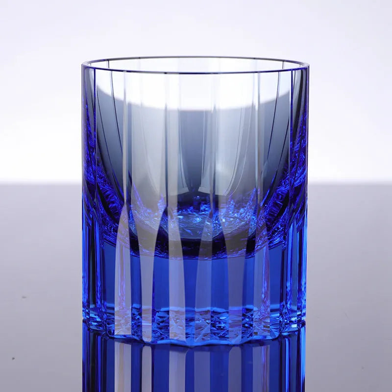 European-style transparent K9 crystal whiskey shot glass with 701-800ml capacity, simple flowering pattern