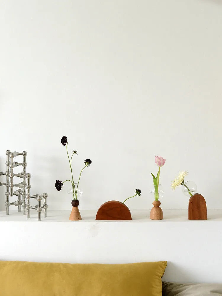 Clear glass geometric bubble vase with Nordic design and spherical section