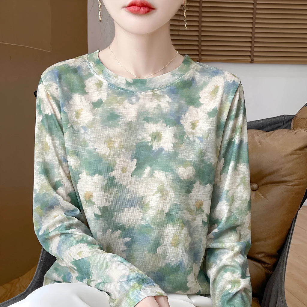 Women's round neck pullover shirt in Tencel cotton blend with floral print design