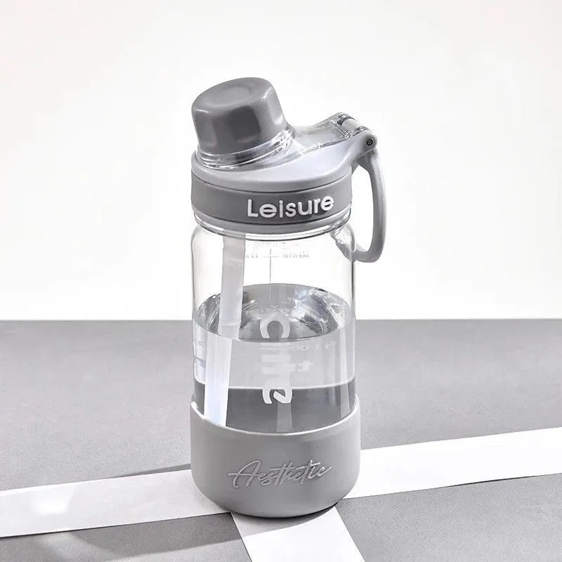 Reusable heat-resistant plastic cup with leak-proof lid in grey, green, and pink colour options