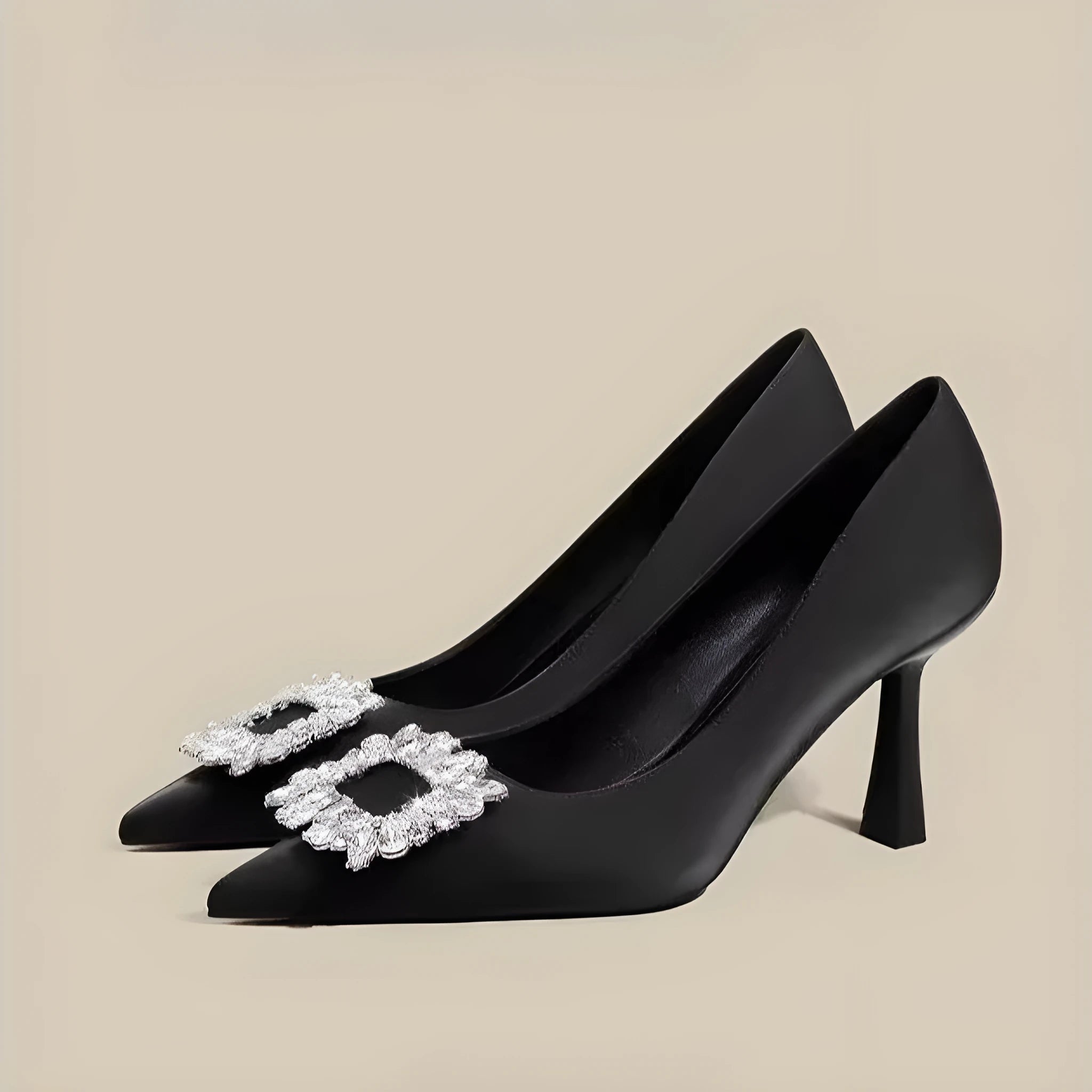 Women's French pointed mid-heel pumps in solid colour with stiletto design and microfibre upper