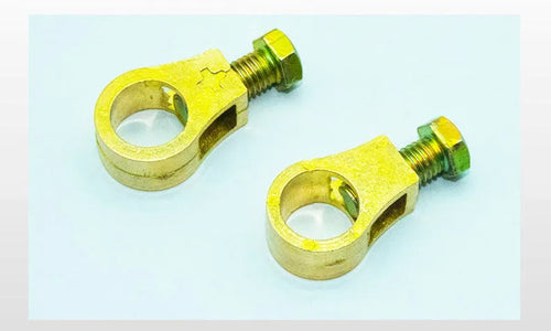 Pure copper automotive battery terminal clamp for 0 gauge wiring connections