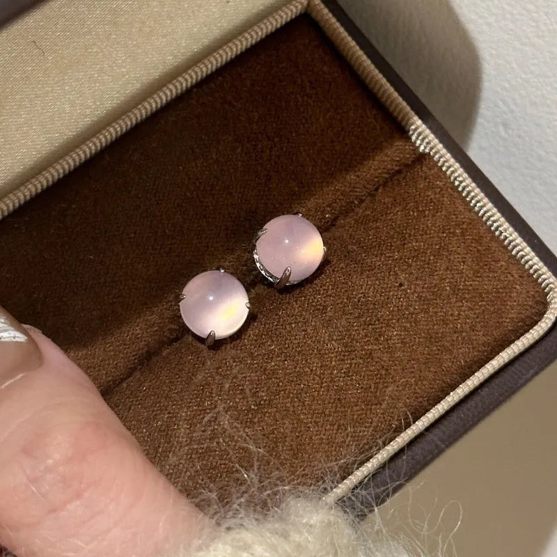 Chinese style round chalcedony stud earrings with four-claw settings in three colour options