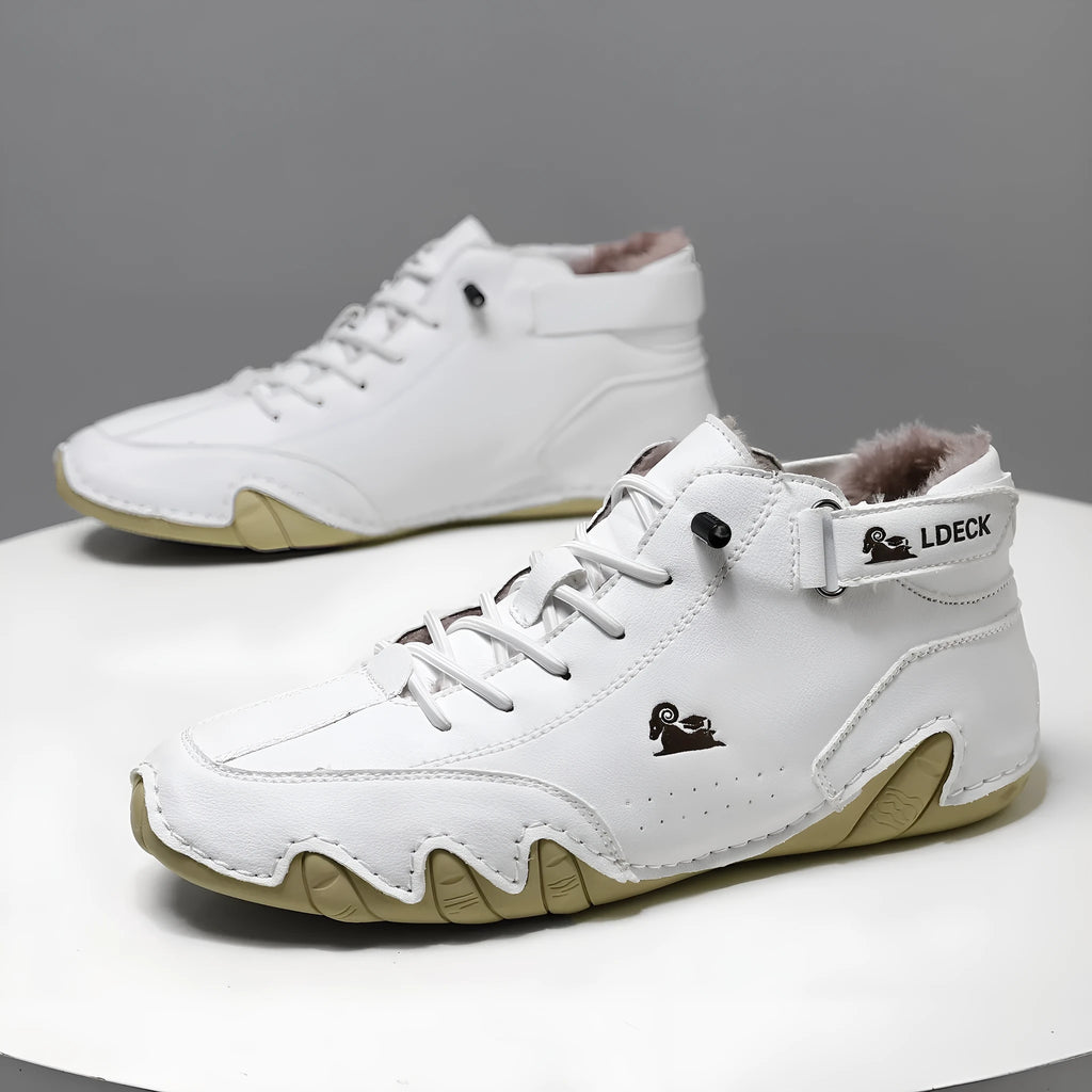 Winter fleece-lined Martin boots in solid colour with rubber sole and elastic band