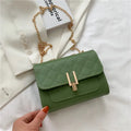 Women's diamond lattice chain crossbody bag in PU leather with adjustable strap