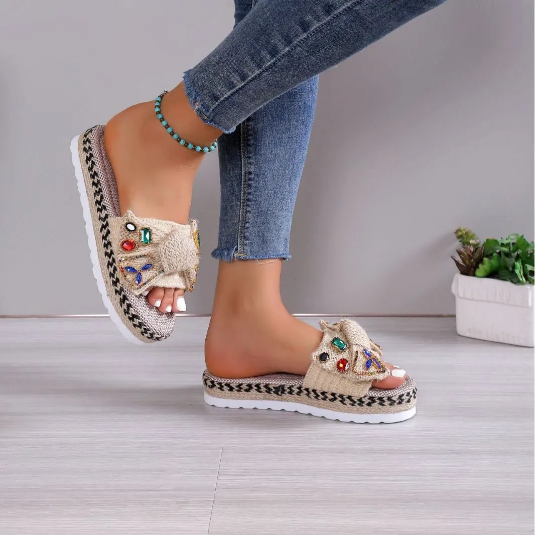 Women's beige platform sandals with adjustable beach bow and cloth upper