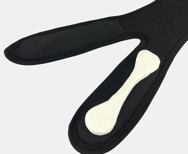 Professional patella band knee support in black with shock absorbing EVA pad and breathable rear perforations